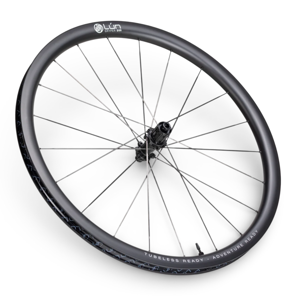 NorVelo Lún Gryper 45mm carbon gravel bike wheel with tubeless ready rim and carbon spokes