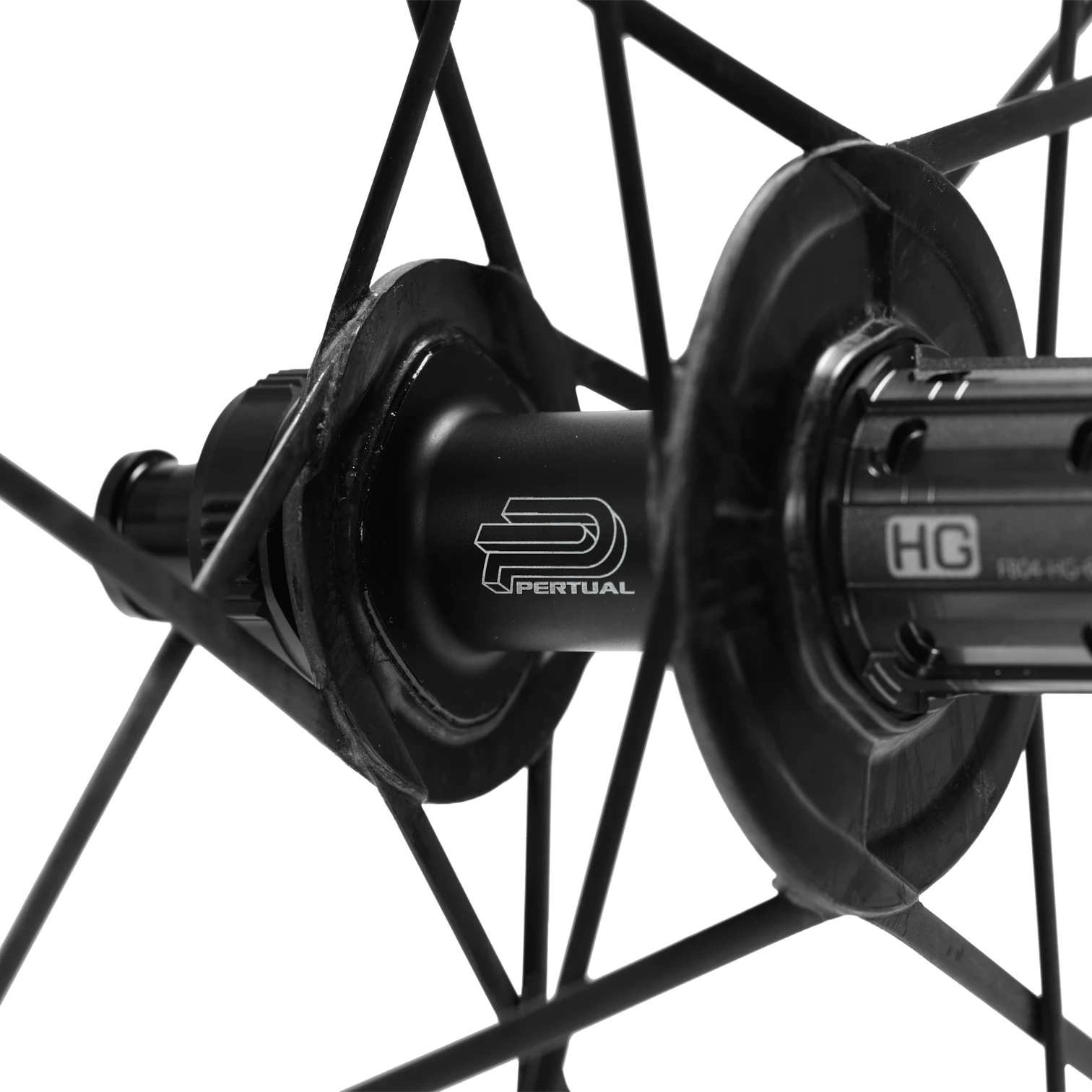 NorVelo Pertual ACME carbon road bike wheel hub with integrated carbon spokes and disc brake mount